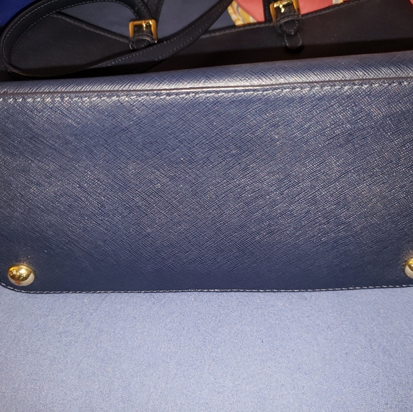 Michael Kors saffiano leather bag - Picture 2 of 4